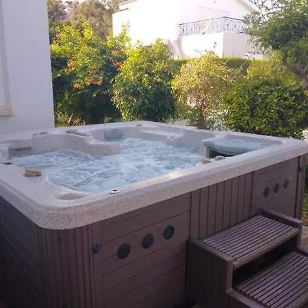 Fig Tree Bay With Sea View &jacuzzi Protaras