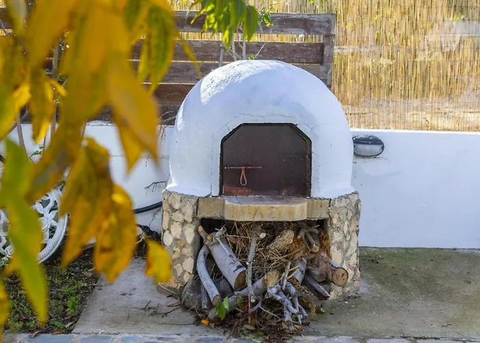 Fig Tree Bay Sea View , Jacuzzi Available April To October *